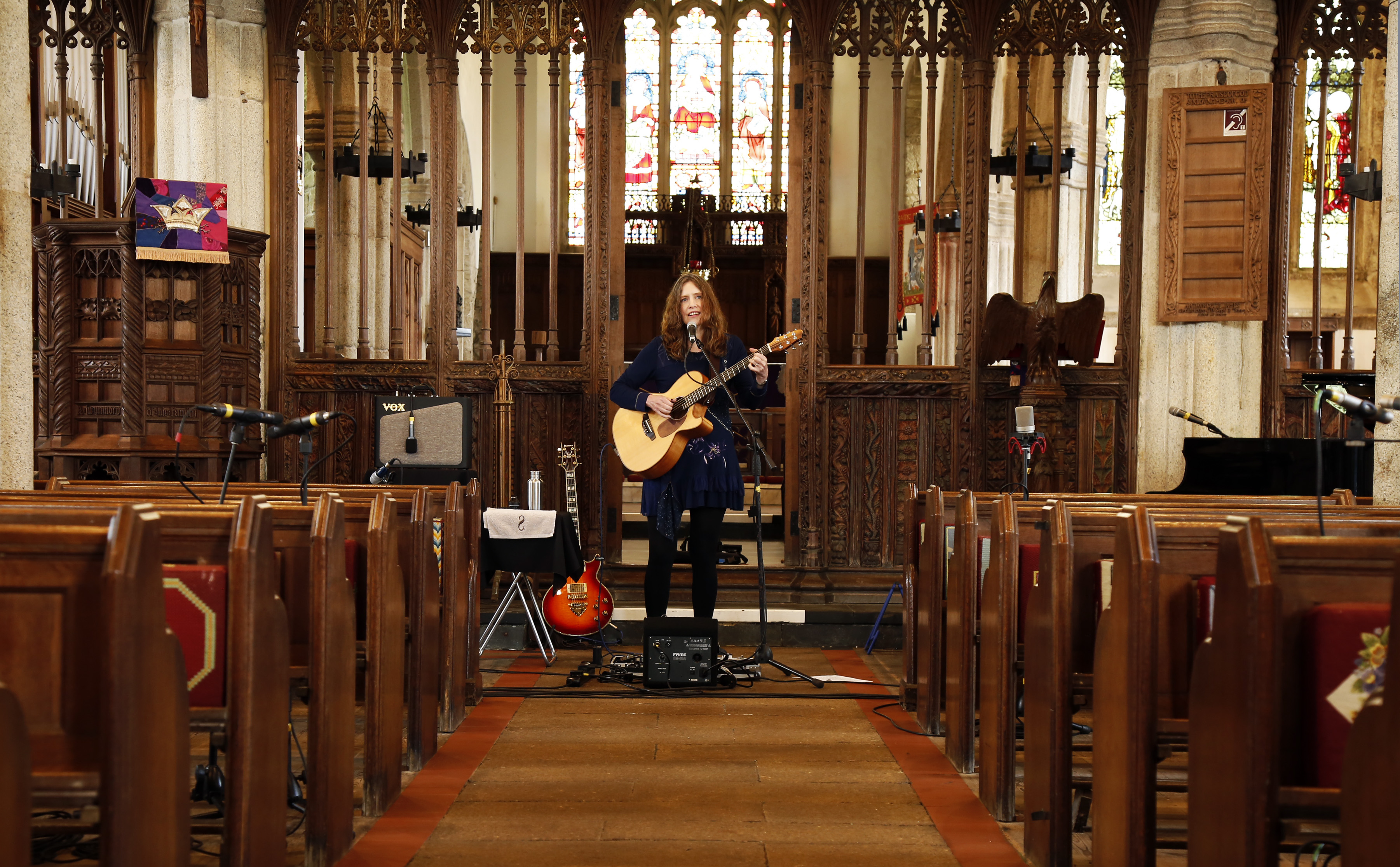 Sarah McQuaid’s ‘St Buryan Sessions’ Captures Live Play in a Medieval Church