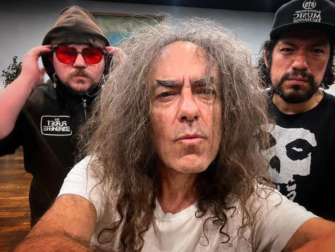 Vasoline Tuner Goes Lo-Fi For ‘Cancelled Crystal Balls’