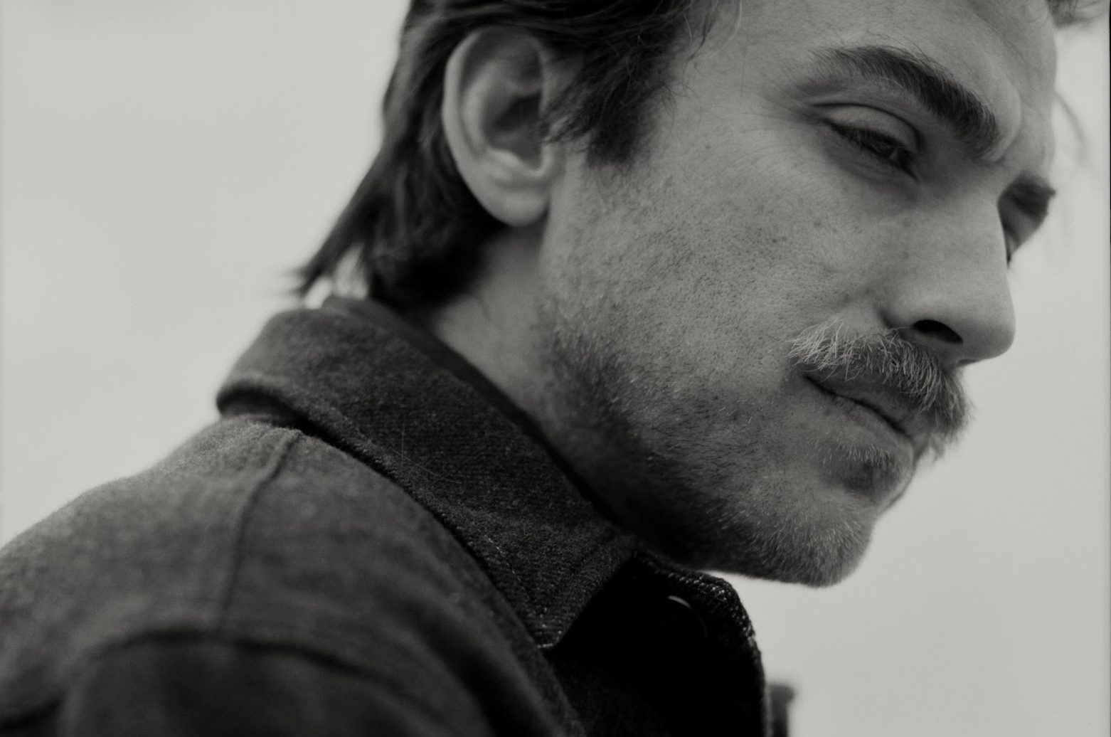 Andrew Combs Captures Quiet Moments For ‘Dream Pictures’