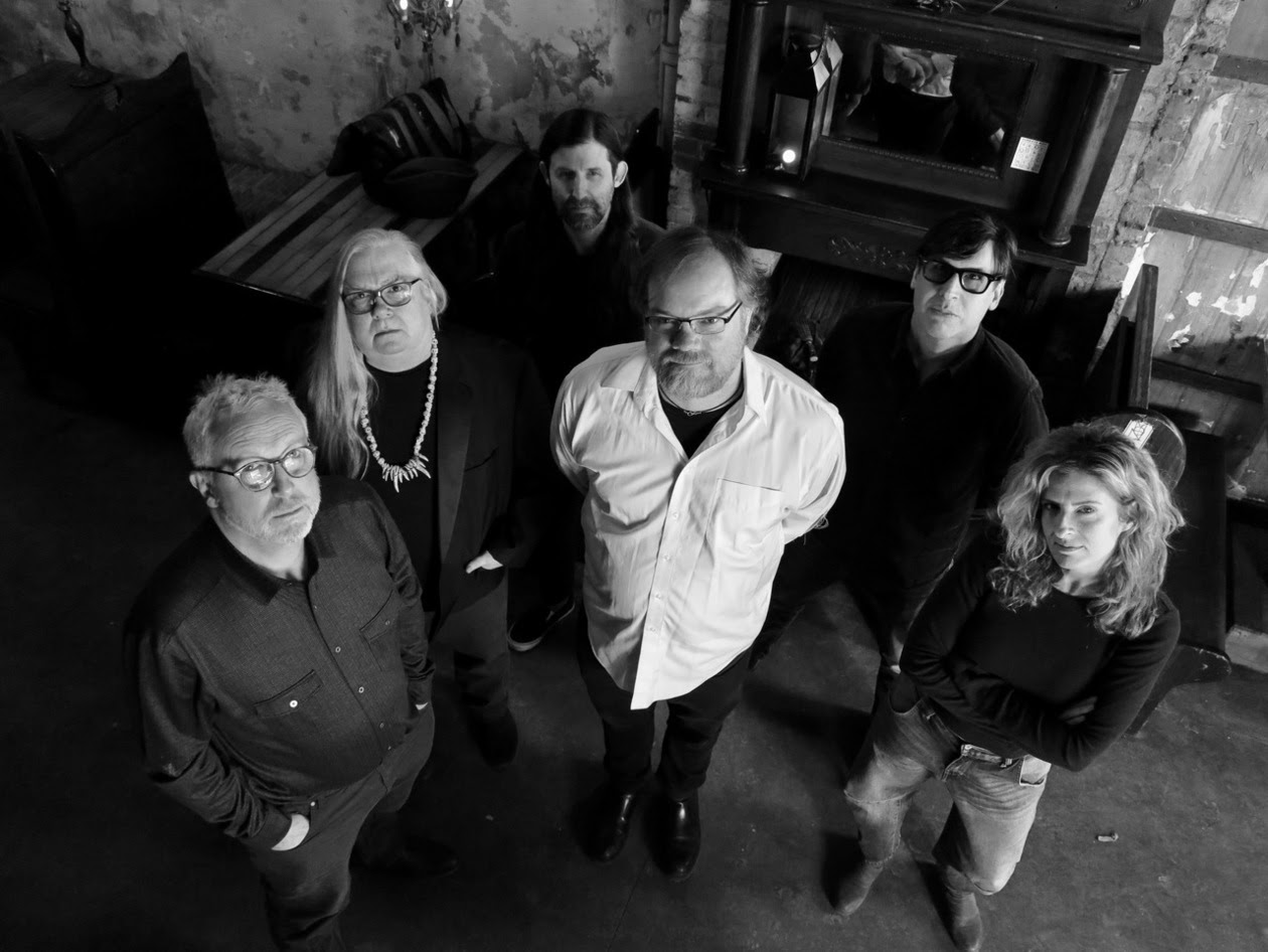 Matt Hunter & The Dusty Fates Find Romantic Hindsight In “Reindeer Soul”