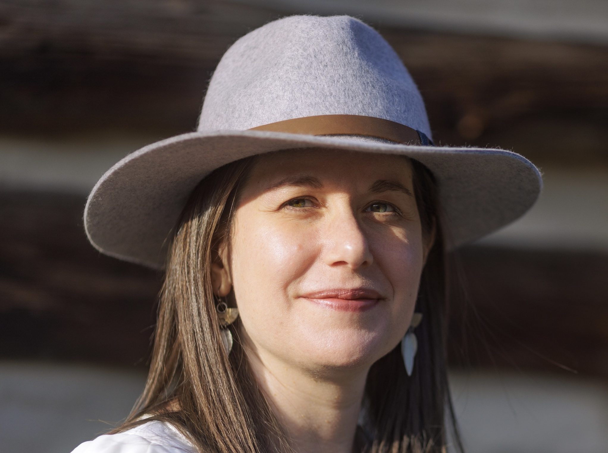 Song Premier: Carolyn Shulman’s “Little Reprieve” Shakes Off A Mountain Of Mishaps To Find Peace Of Mind