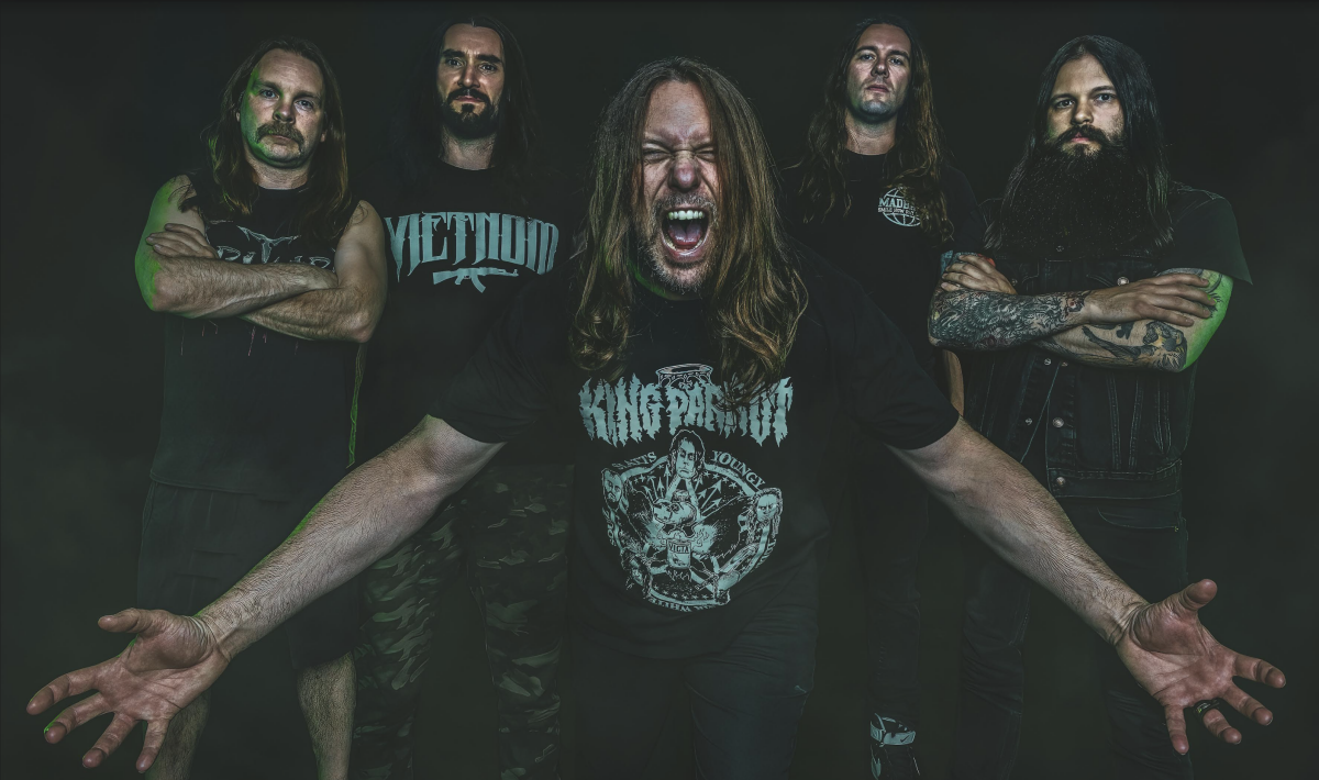 Unearth’s EP ‘Bask In The Blood Of Our Demons’ Combines Unreleased Tracks And Live Performances