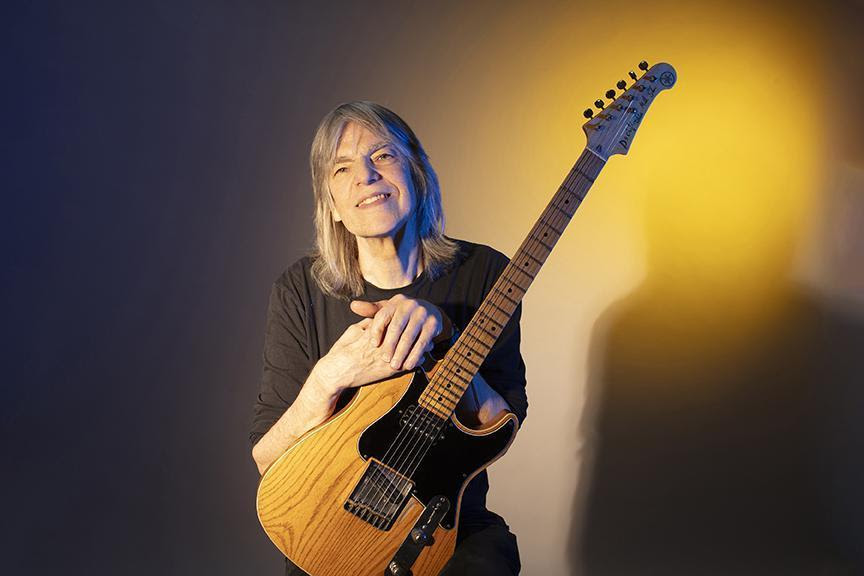 Mike Stern’s ‘Echoes And Other Songs’ Marks His Comeback After Nerve Damage