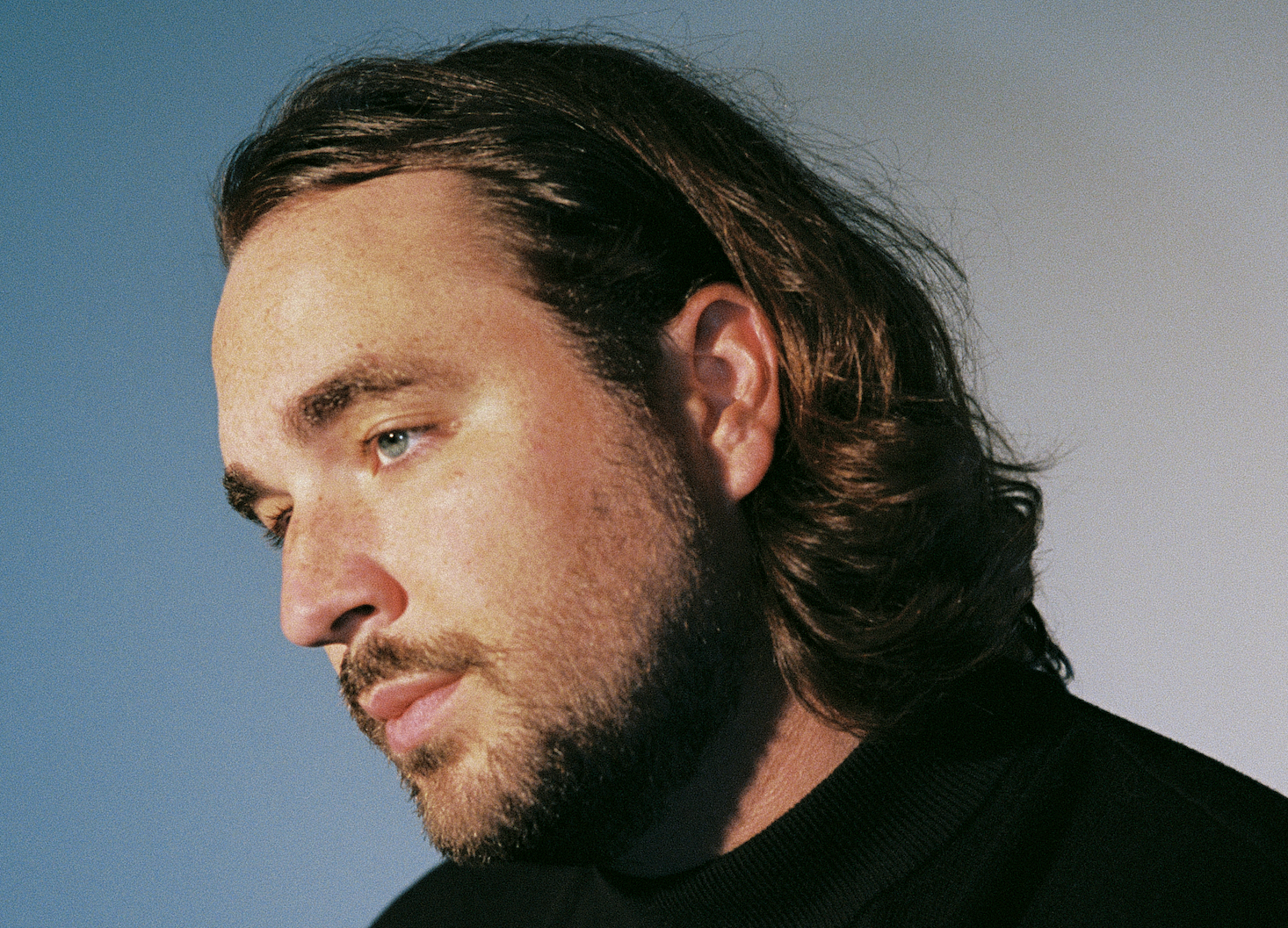 Fiji Blue’s “Peppermint” Celebrates A Love That Feels Effortless