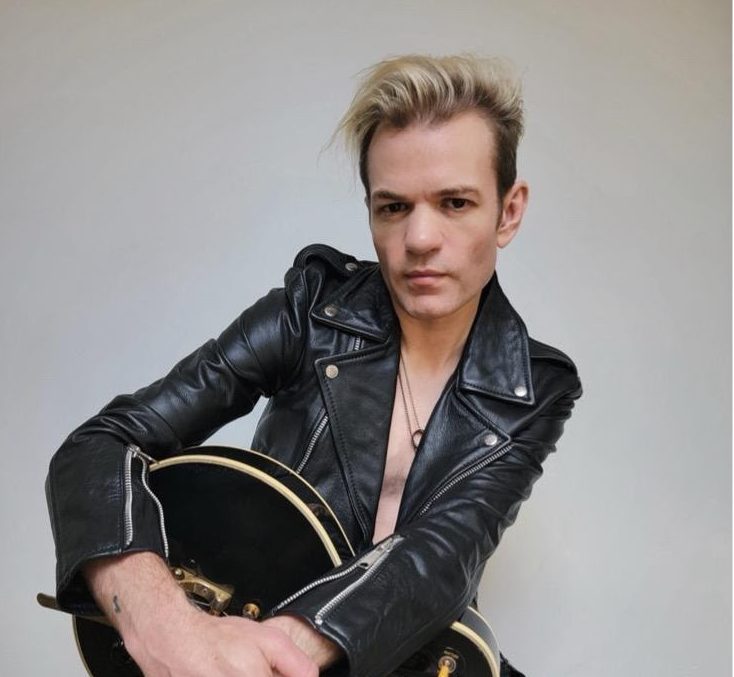 Sum 41’s Deryk Whibley Launches An October Book Tour For Memoir ‘Walking Disaster: My Life Through Heaven And Hell’