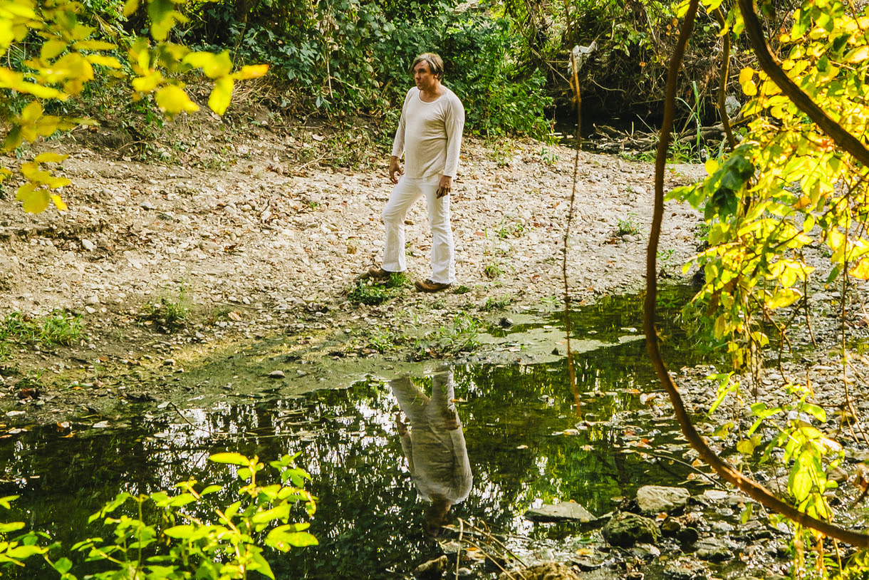 Chris Simpson Surprise-Releases Mountain Time Album ‘Dream Homes’