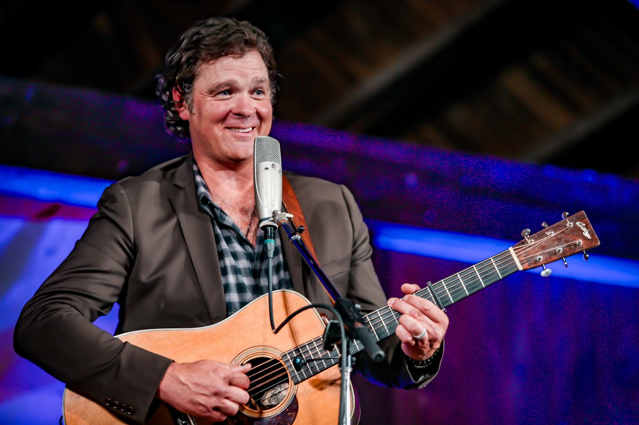 Woody Platt’s ‘Far Away With You’ Pairs Traditional With Modern Bluegrass And Focuses On Collaboration