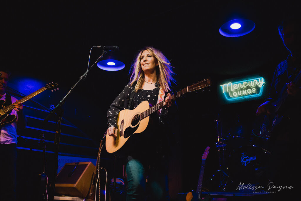 Florence Dore’s “Signs Of Life” Resurfaces After Creating It During An Experimental Time