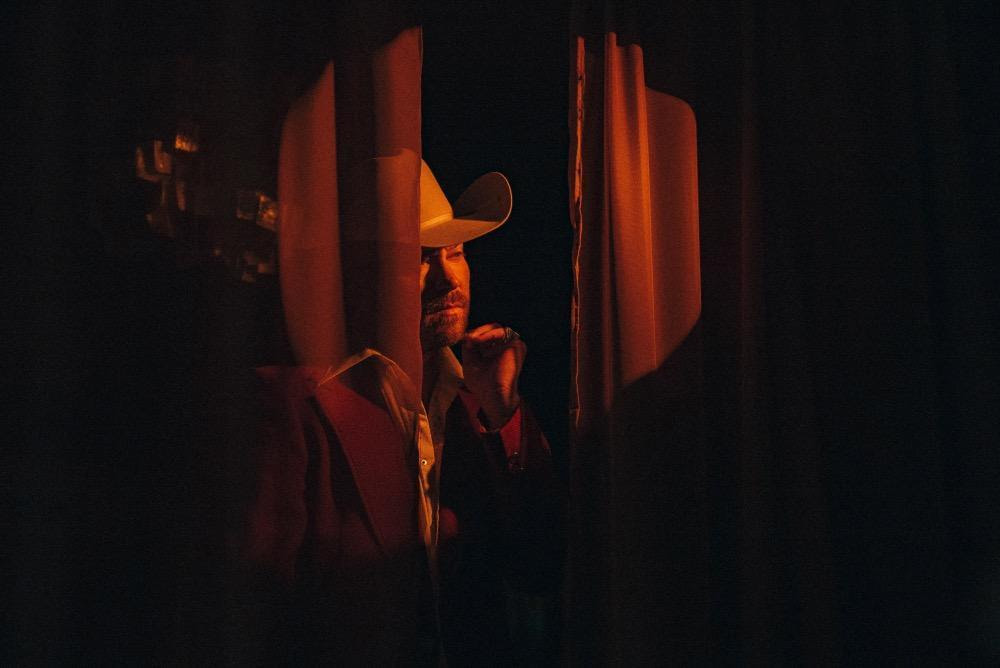 Wilder Woods And Anna Graves Team Up On Love Song “Offering”