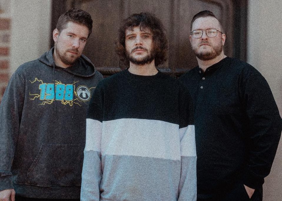 Cascade Riot Gets Nostalgic With Single + Video “Time Machine”