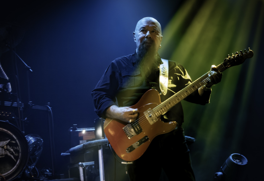 Magnum’s “Days Of No Trust (Live)” Upholds Their Statement That People Deserve Better Leaders