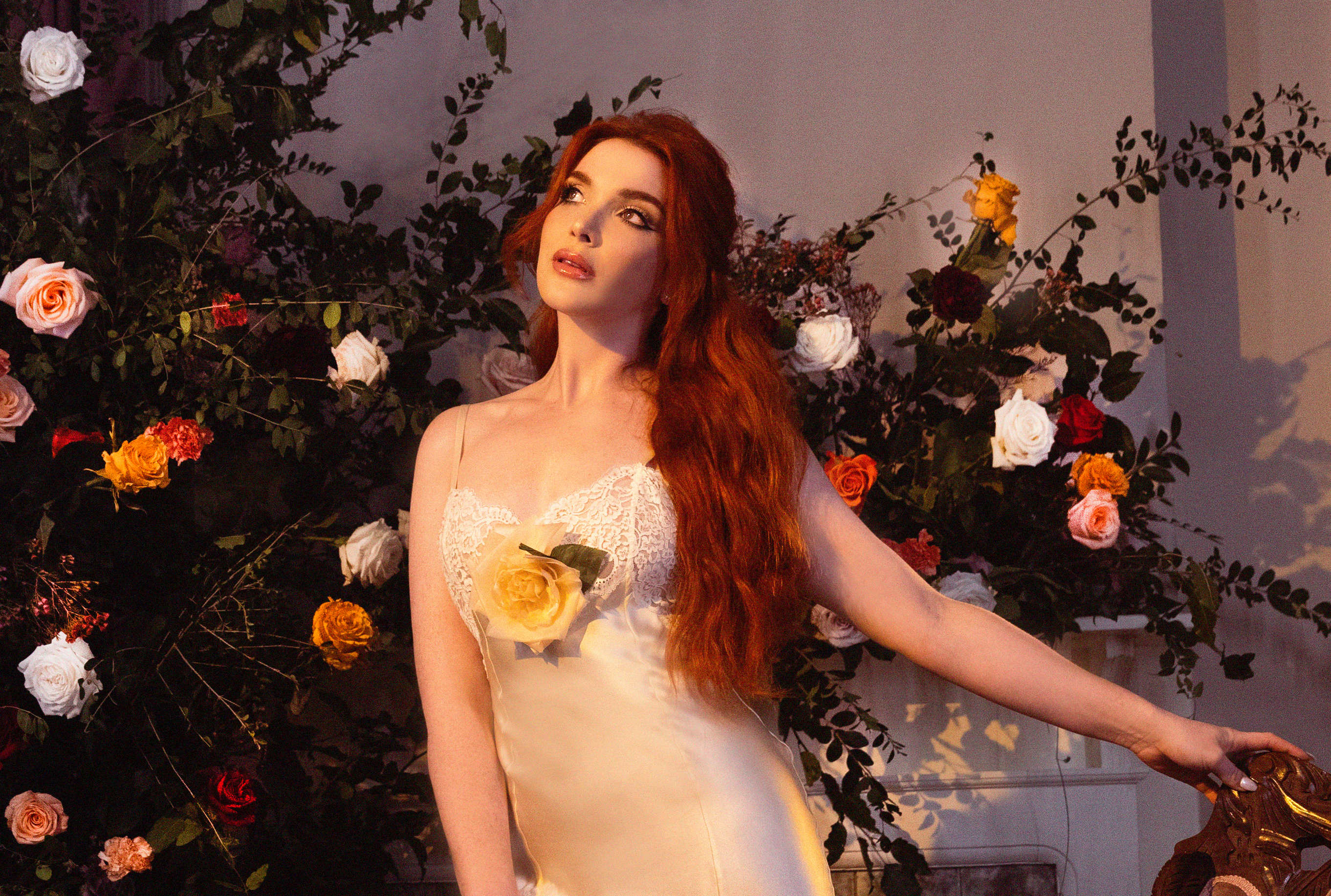 Caylee Hammack Acknowledges The Work That Goes Into Cultivating Life’s ‘Bed Of Roses’