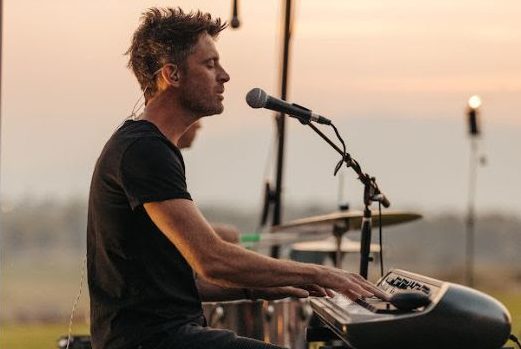 Brendan James Returns With ‘Chasing Light’ And Embarks On A Winter Tour