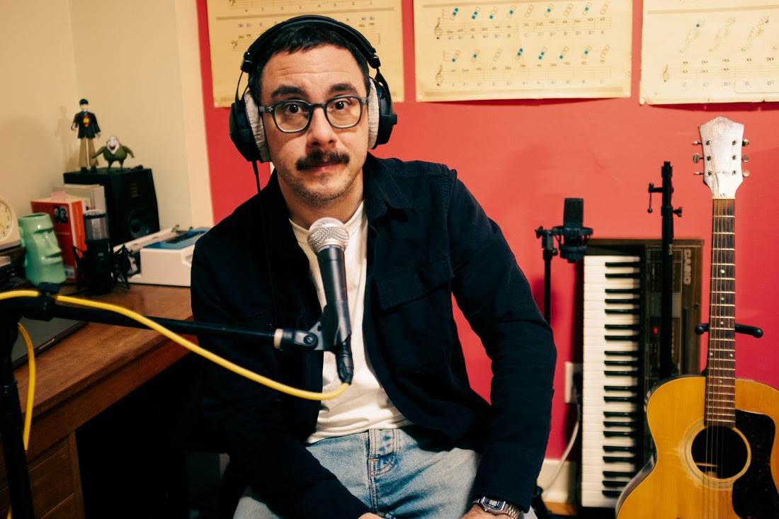 Podcast ‘Major Label Debut’ Explores Bands’ Experiences Working With Big Record Companies