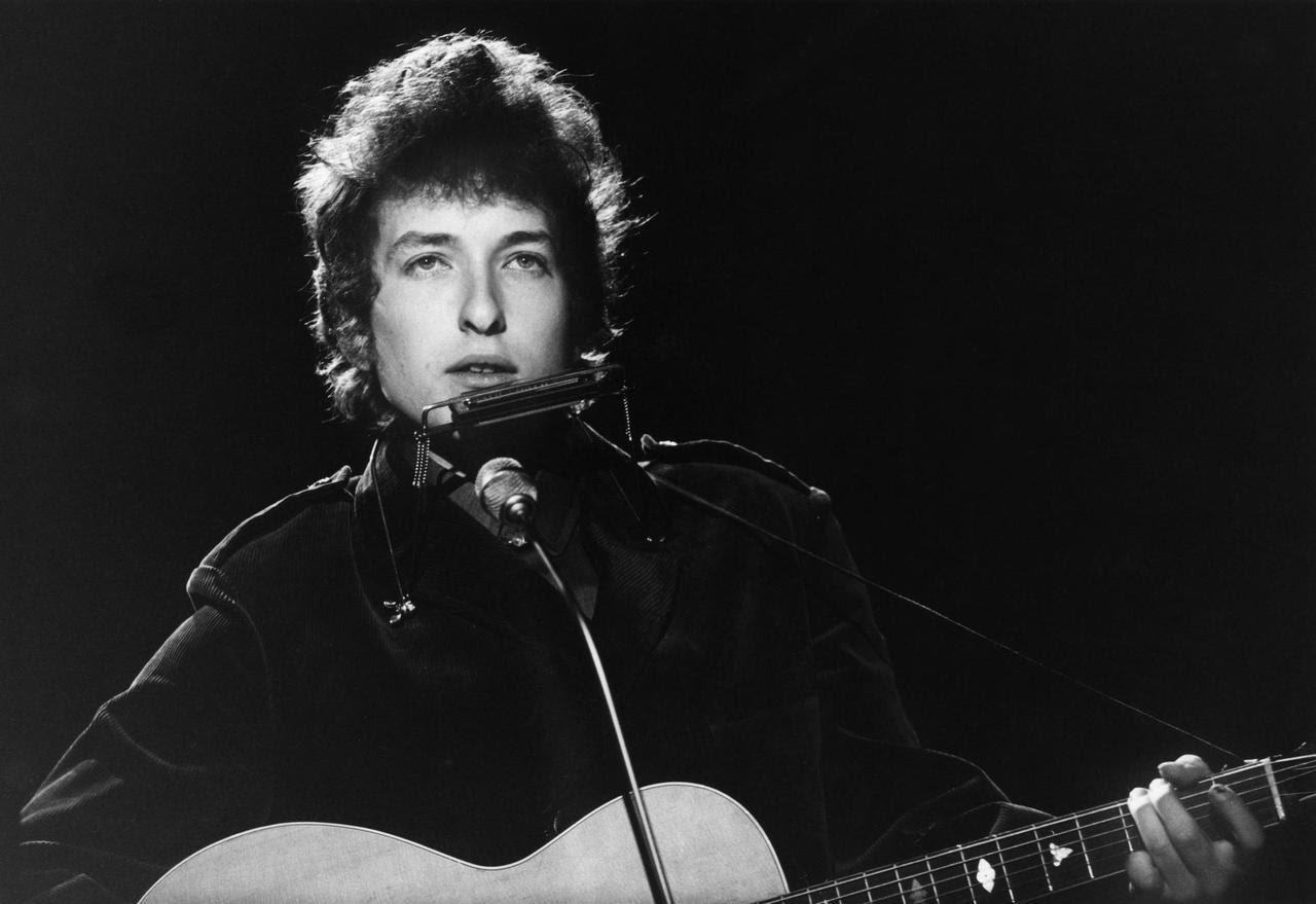 Items From Bob Dylan’s Early Career Will Be Auctioned Off In Nashville On January 18th