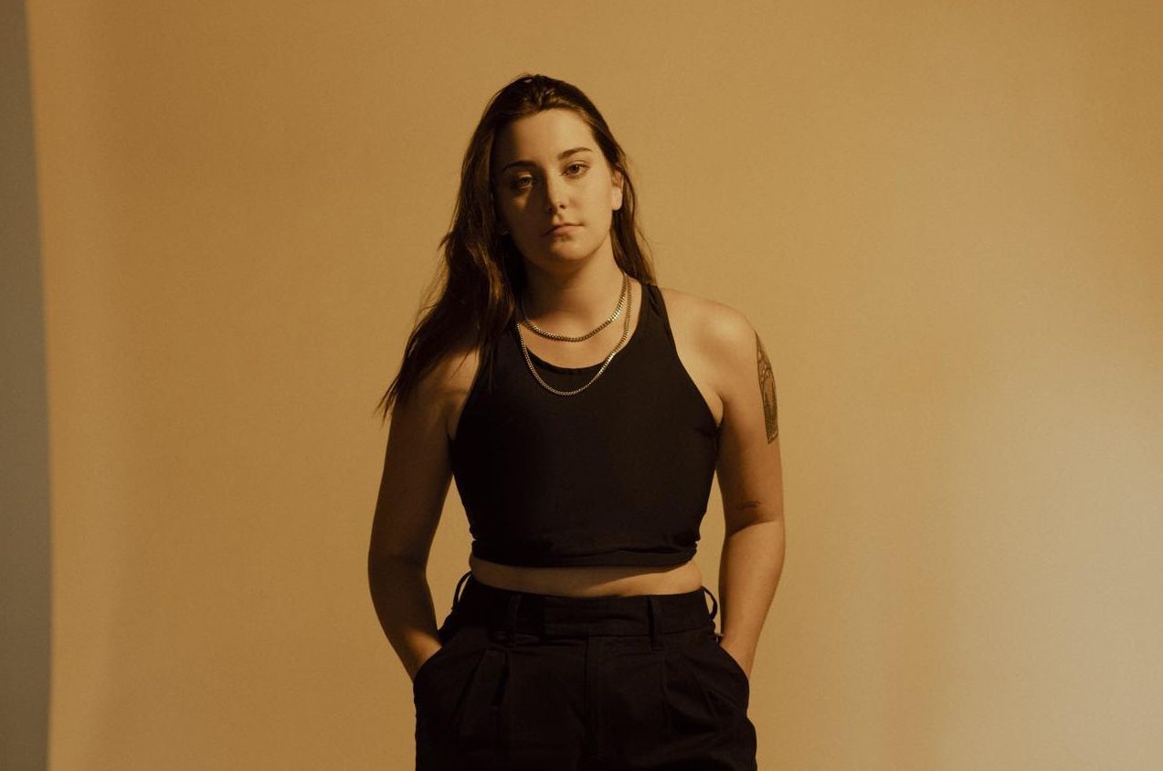 Katie Pruitt’s ‘Mantras’ Gets An Expanded Deluxe Edition