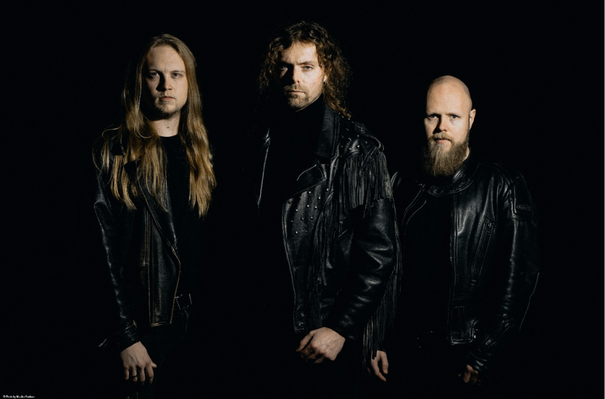 Cryptosis Evokes A Feeling Of Entrapment With “Static Horizon”