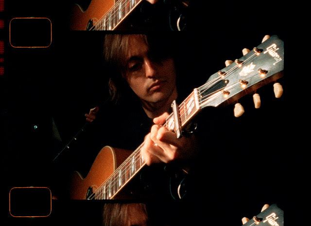 Arsun Mines Classic Sounds For “Wide World”