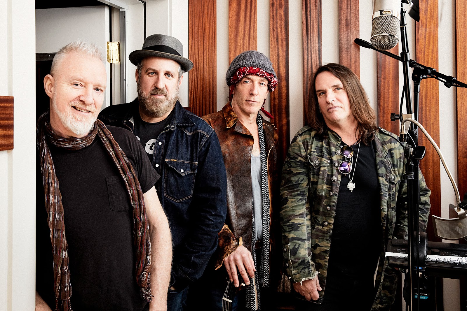 Spin Doctors Embrace A Transient Artist’s Life With “Heart Of The Highway”