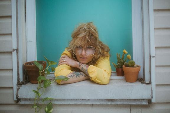 “In My House” From Kendra Morris Examines Her Own Chaos And Catharsis