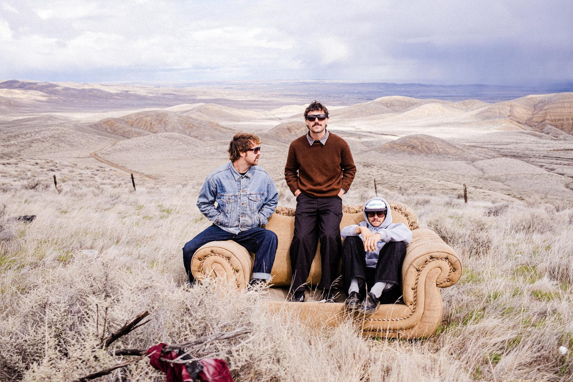 Watch Garage Rock Band The Grogans’ Live Performance Video For “Have A Little Dream”