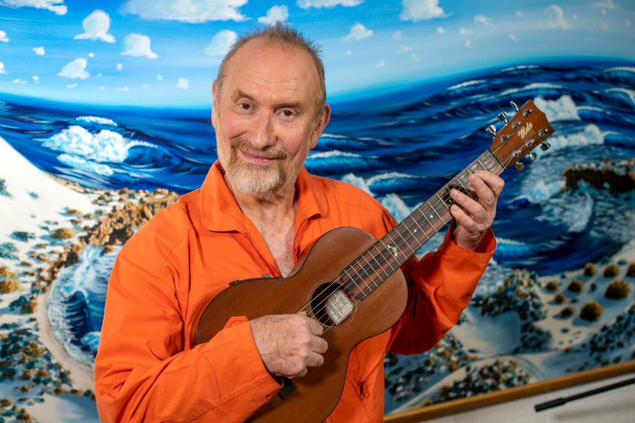 Colin Hay Creates A Second ‘Man @ Work’ Anthology Of Classics, Solo Highlights, And New Material
