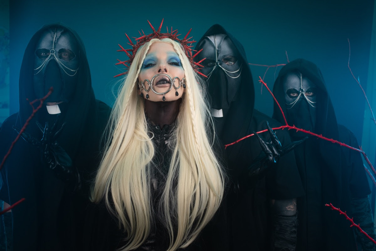 Frayle Gives A Doom Metal Spin To Lana Del Rey’s “Summertime Sadness”