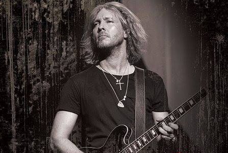 48360814_2615702465123083_1282