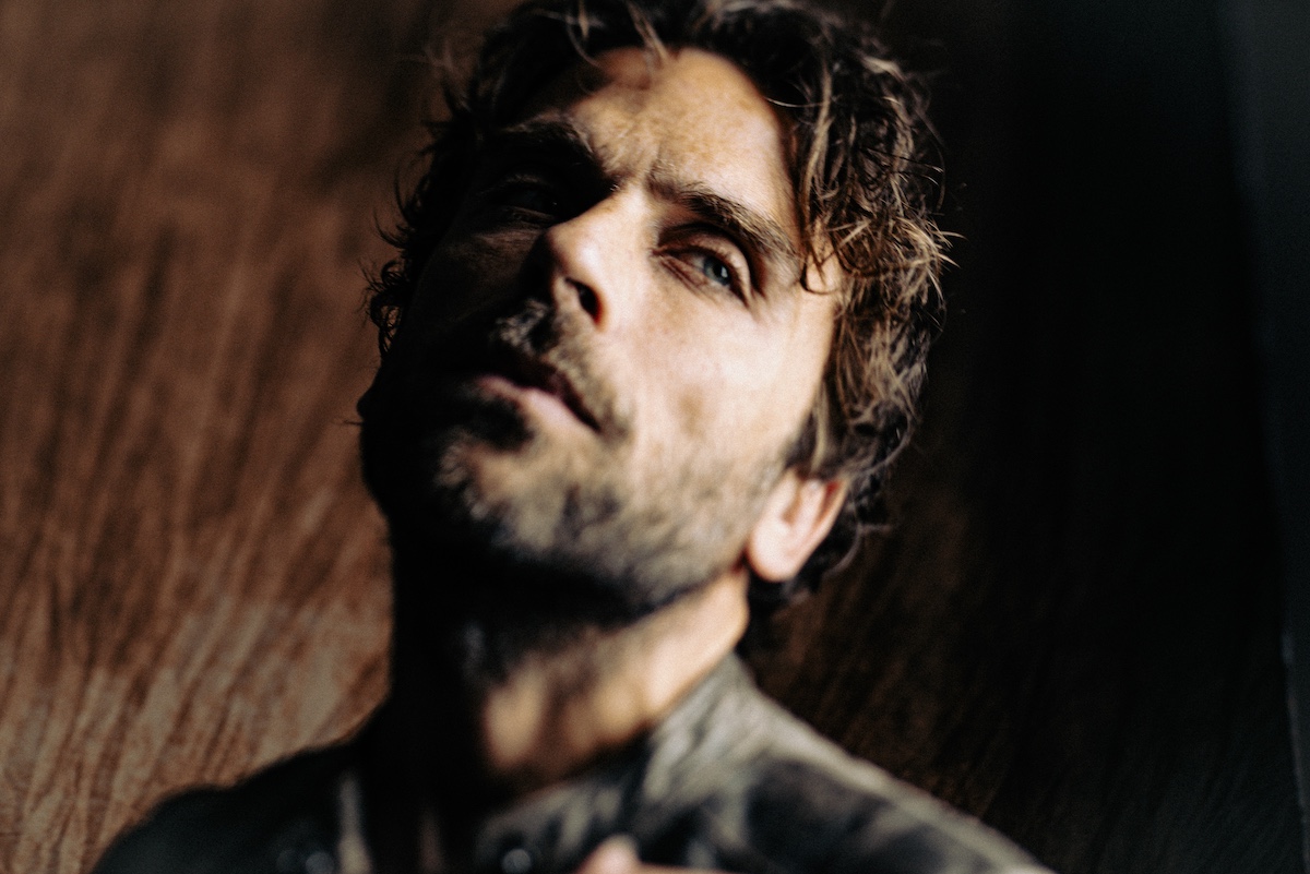 Fabrizio Cammarata’s ‘Insularities’ Blurs Boundaries In Language And Explores Solitude