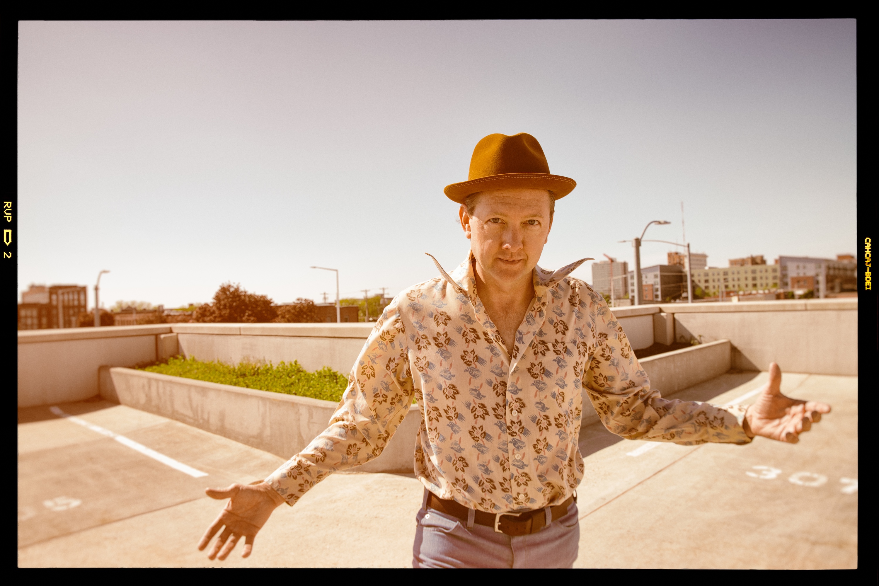 Song Premier: Mike Hollon’s “1000 Days” Confronts The Long Tail Of A Major Break Up