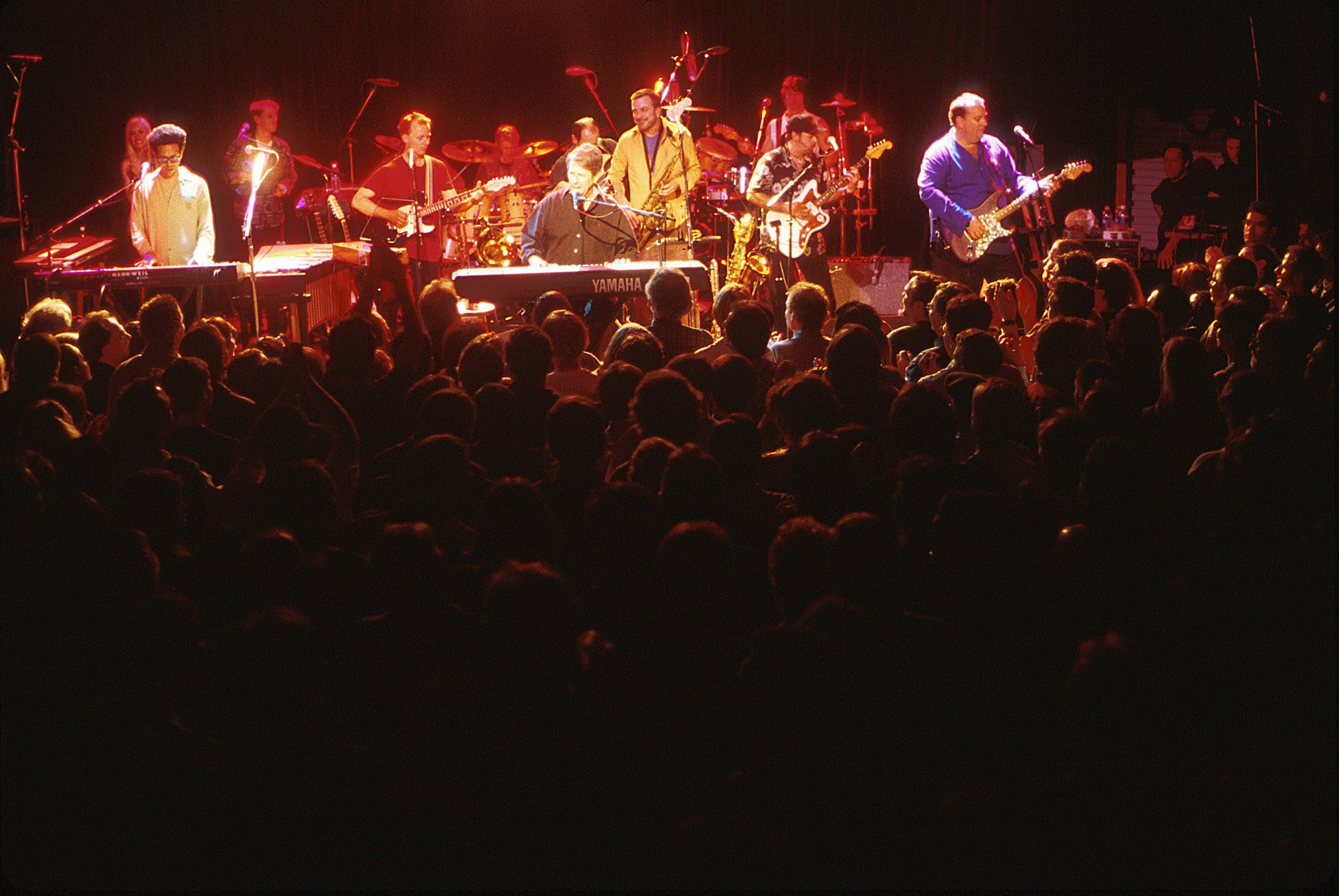 Brian Wilson’s 2000 Performance Album ‘Live At The Roxy Theatre’ Gets An Expanded 25th Anniversary Edition In Multiple Formats