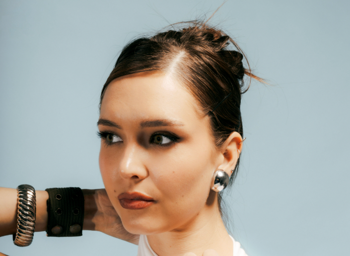 Katie Tupper Ponders The Unreachable In Life With Debut Album ‘Greyhound’