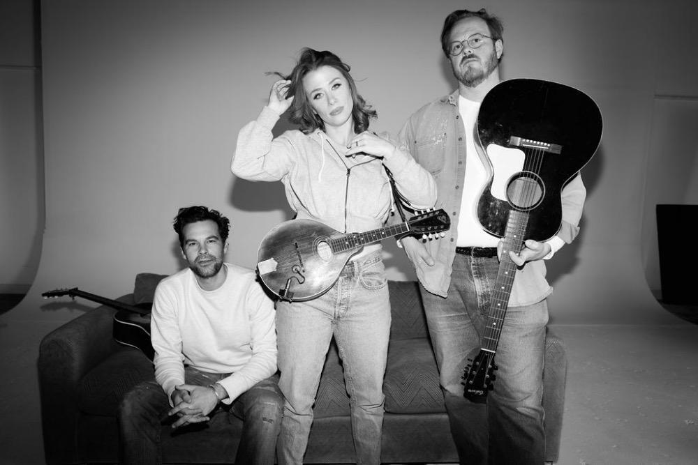 The Lone Bellow’s Rendition Of “Islands In The Stream” Brings Everyone Together