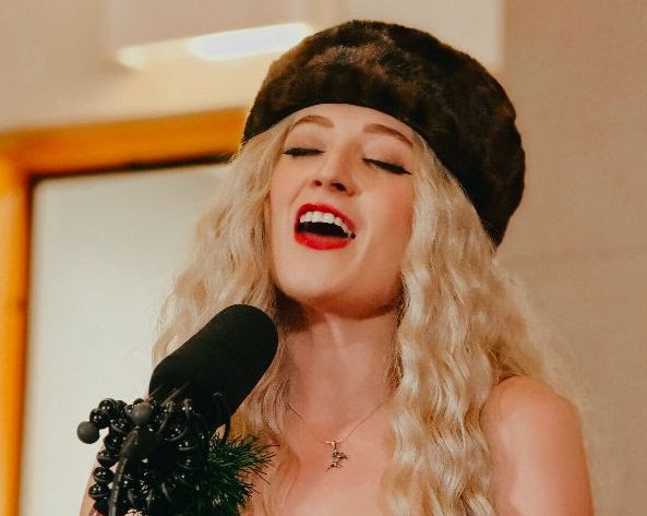 Janet Devlin Brings Originals And Covers To A Youtube Christmas Special Out Now