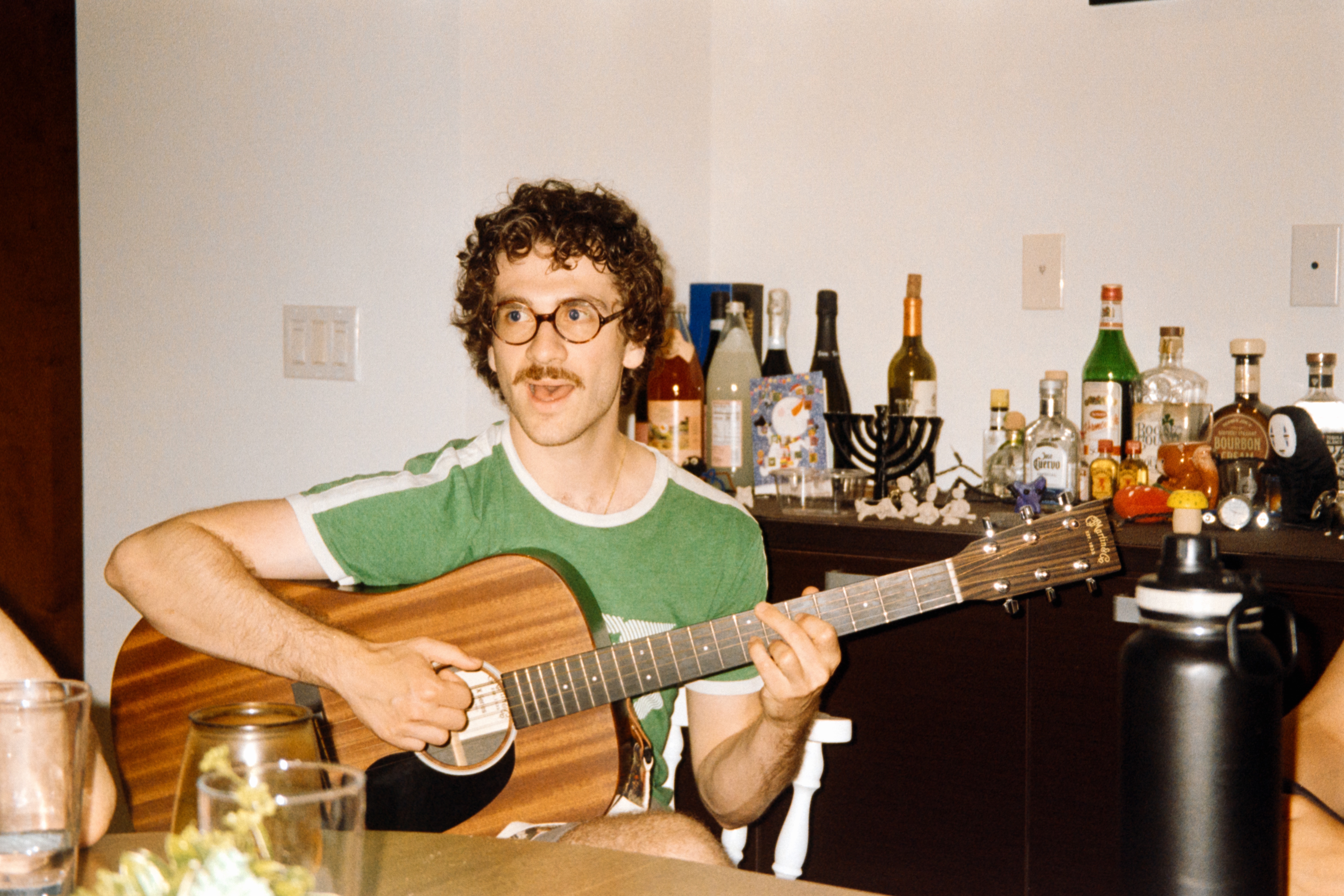 Jontan Veers Away From The Bittersweet To Write Truly Positive Love Song “Amélie”