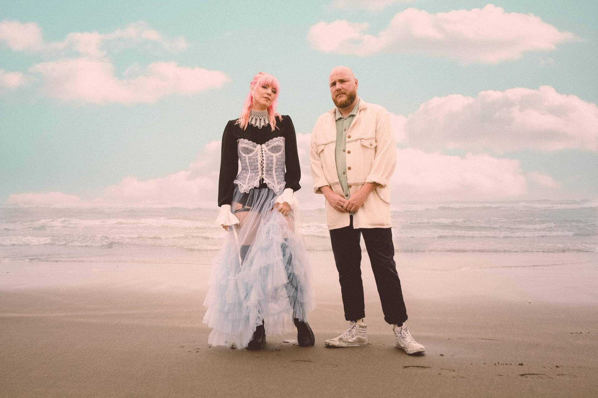 New Constellations Observe The Movement Of Life With Debut Album ‘It Comes In Waves’