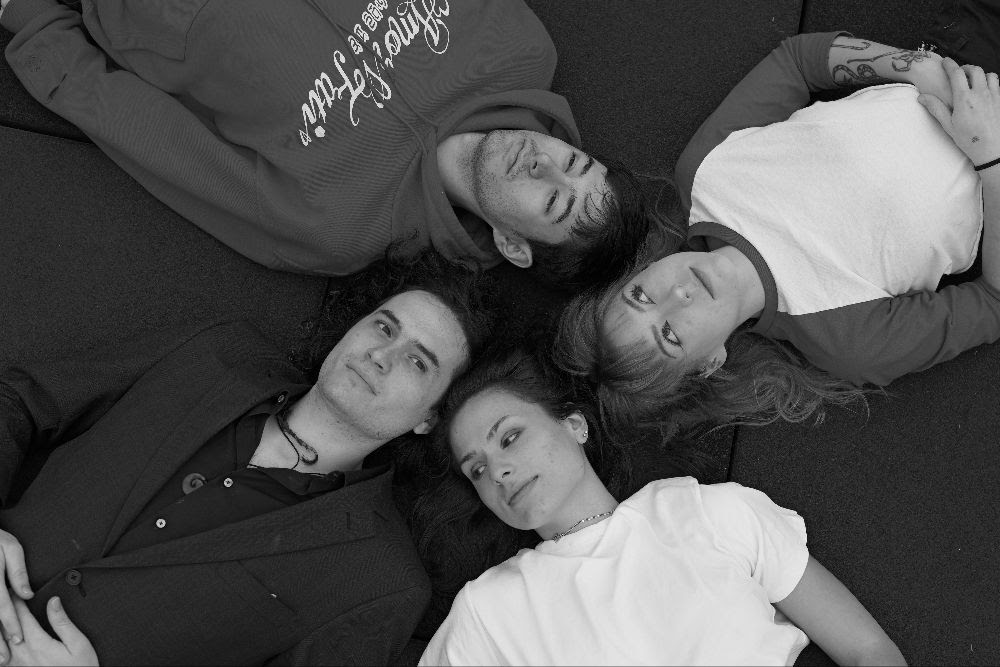 Evil Twin’s Debut Album ‘Upside Down We’re Flying’ Courts Classic Indie Rock