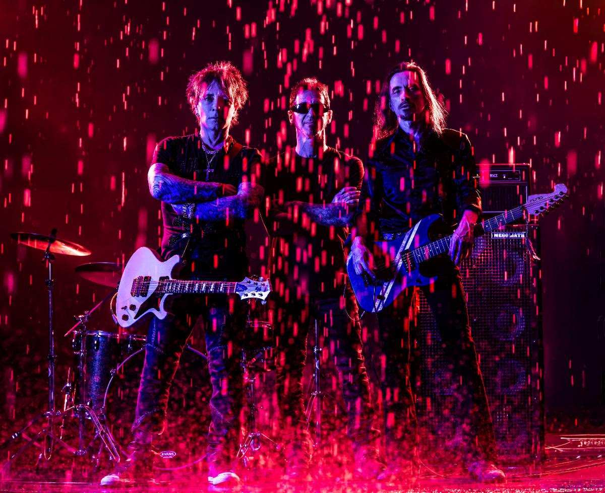 Billy Morrison’s ‘Hollow’ Calls In Collaborators And Crosses Genres