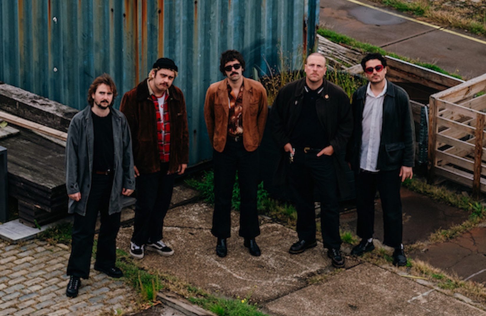 Iguana Death Cult Responds To A Turbulent World By Returning To A Punchy Garage Rock Style On ‘Guns Out’